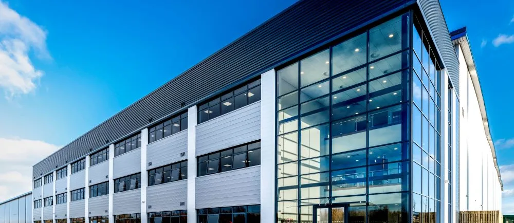 PLP Crewe 460 exterior
