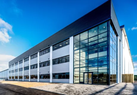 PLP Crewe 460 exterior