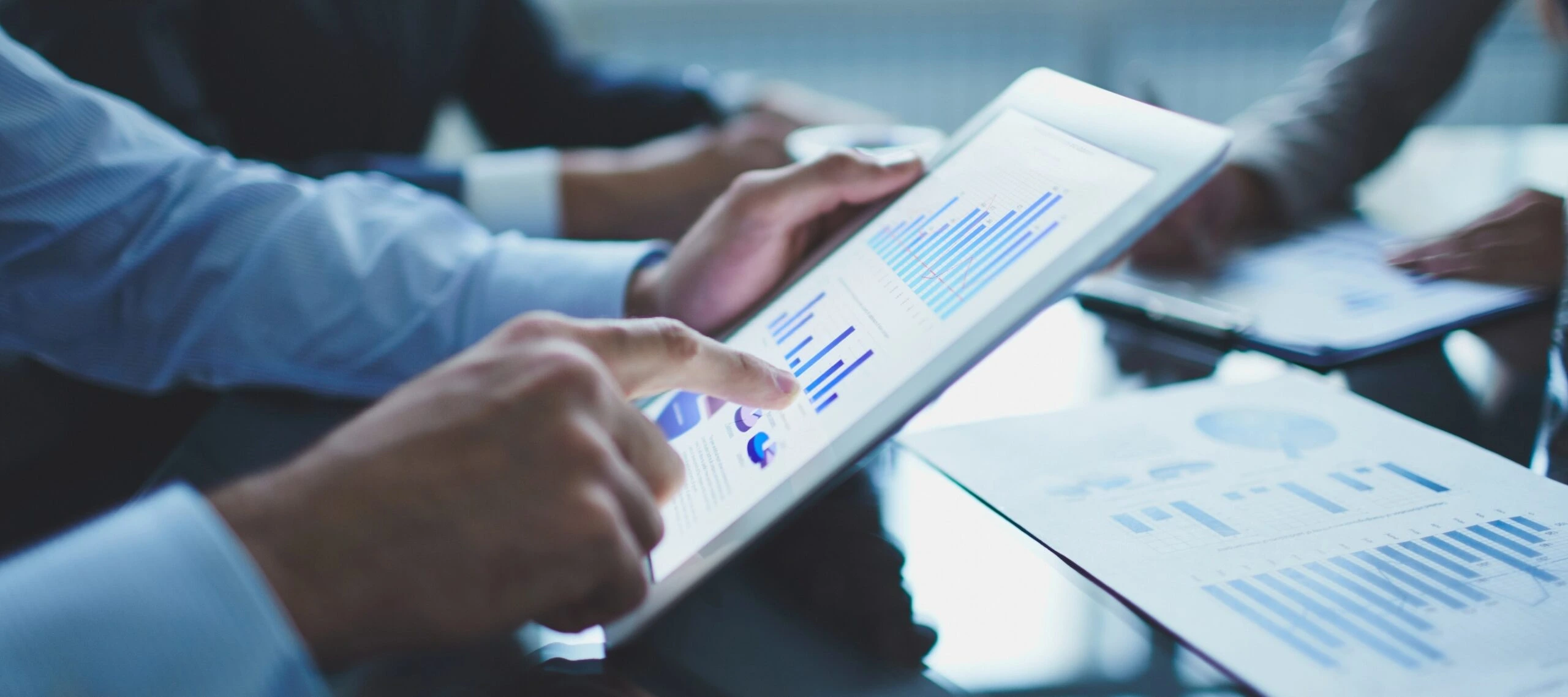 Governance banner - man using tablet